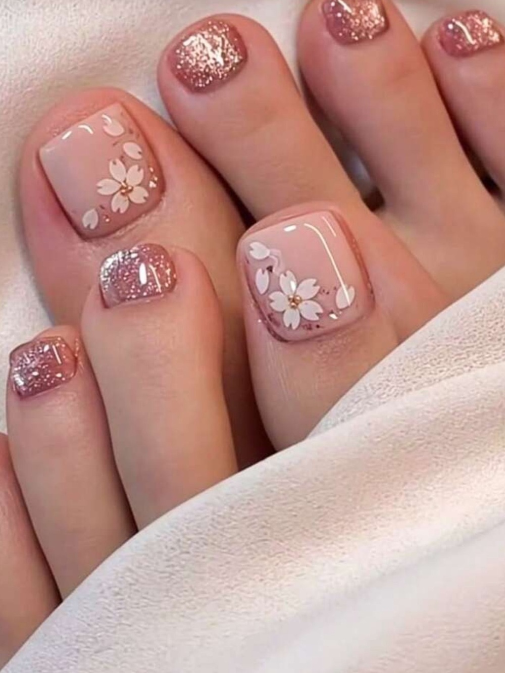 24pc Press On Nail Set from the Nail Bar 💅
